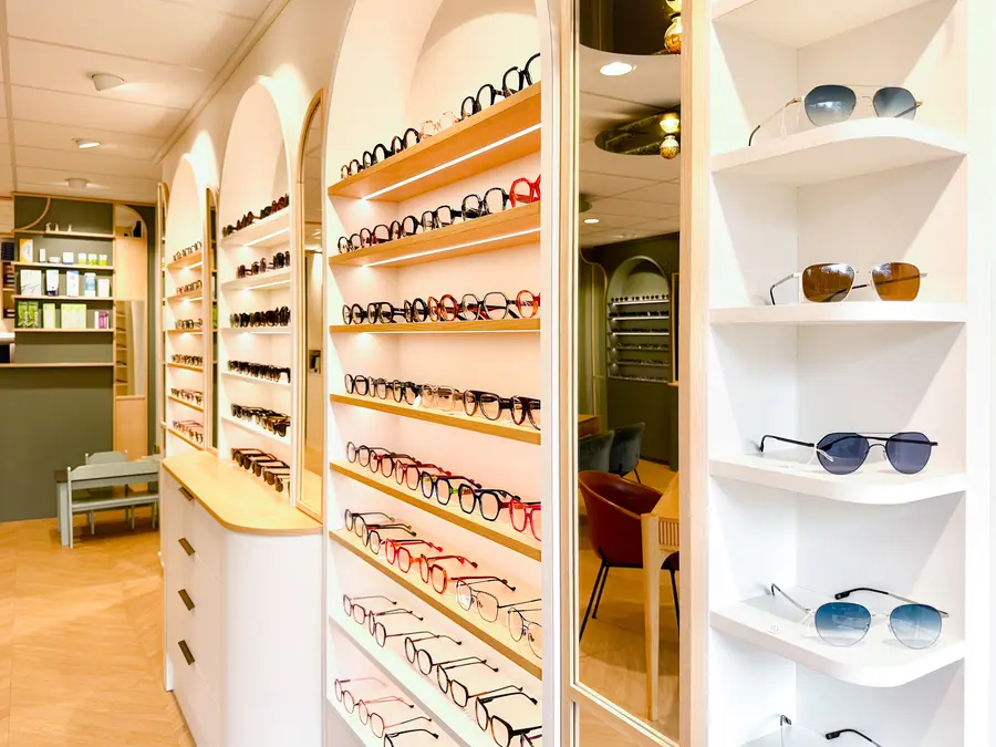 Agathe & Pierre Opticiens, Le Rheu — Nolwenn Kevell, architecte d’intérieur — vue 14